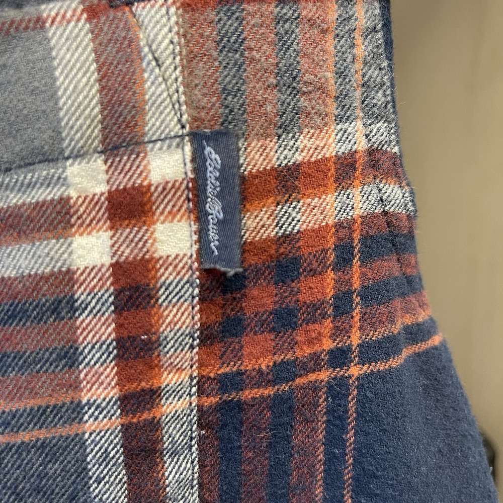 Eddie Bauer Men's Button Up Shirt Plaid Rust Blue Flannel Size XL 100% Cotton - Picture 4 of 6